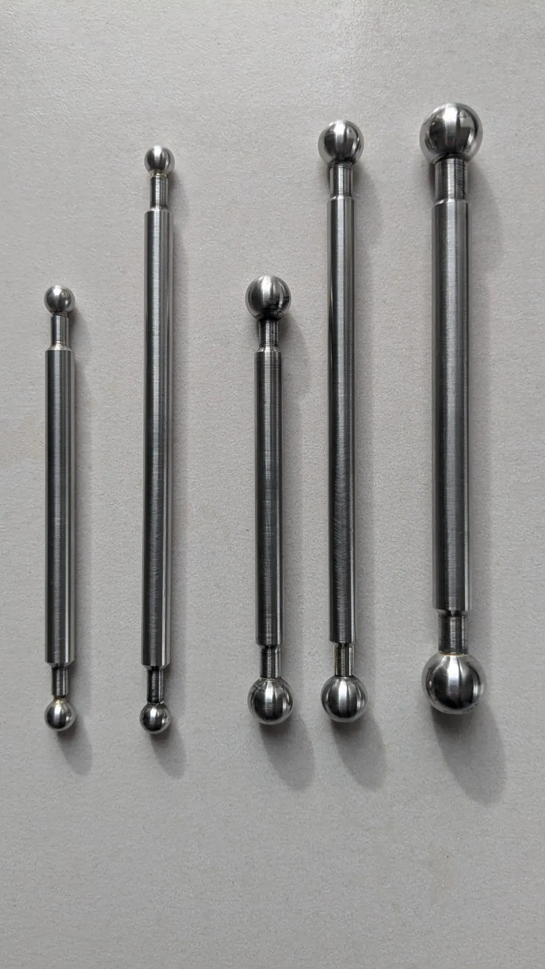 [R00141-1] Rod 2 billes B12i axe ø 8mm (60 mm)